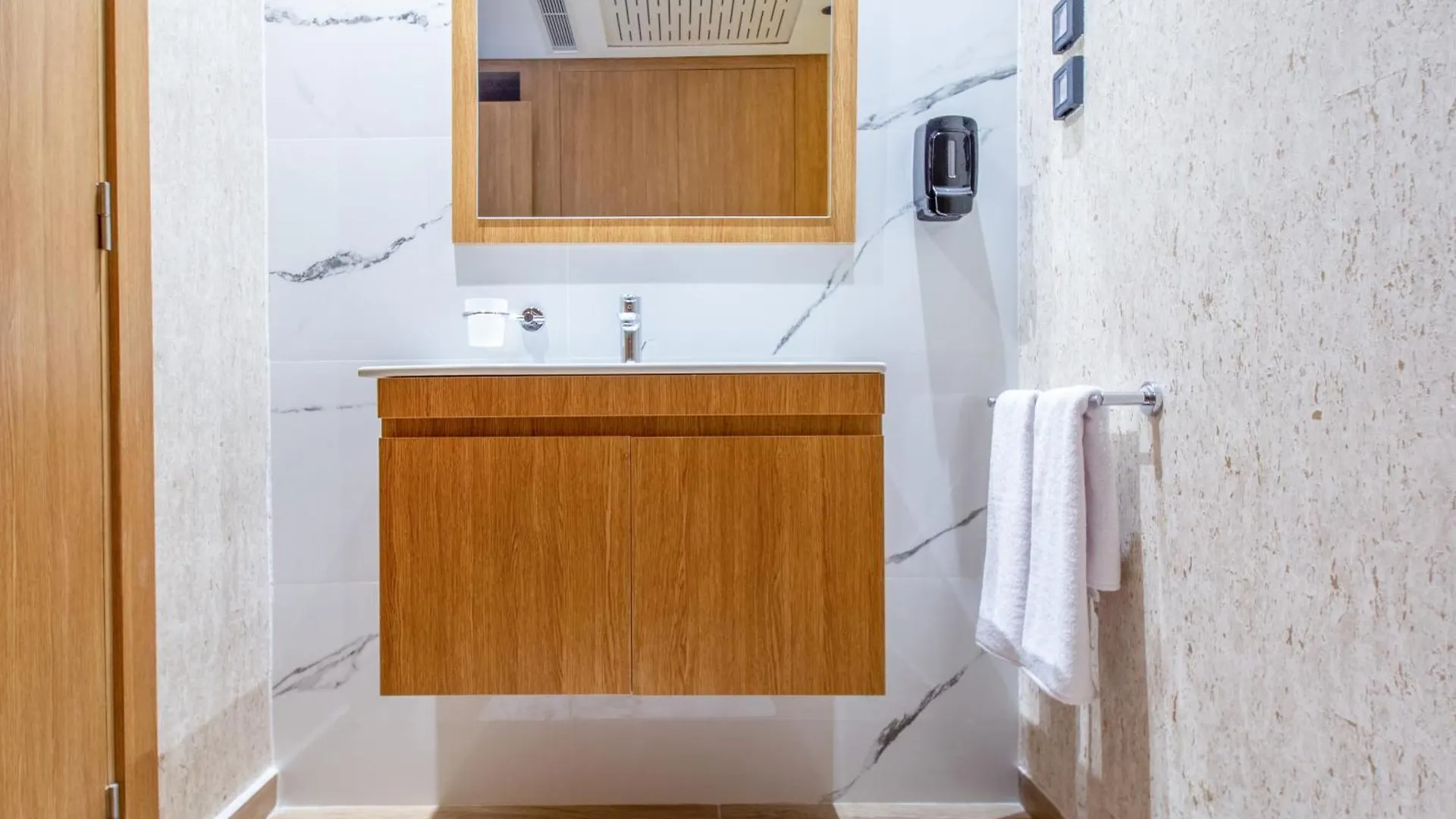 **** 酒店 Kyriad Prestige City Center 突尼斯 突尼斯